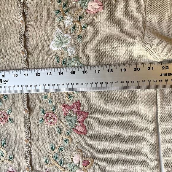 Shenanigans Women Beautiful Knit Jackets size L Natural Beige Floral Embroidery - Picture 5 of 11